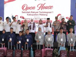 Bersama Gubernur Jatim Kapolres Malang Hadiri Open House Sekolah Rakyat