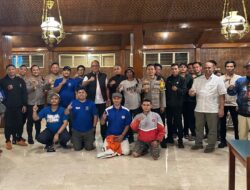 Bangun Perdamaian, Kapolresta Malang Kota Pertemukan Perwakilan Aremania dan Bonek di Pasuruan