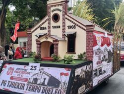 PG Tjoekir Tampilkan Mobil Hias Miniatur Kuno di HUT ke-81 RI