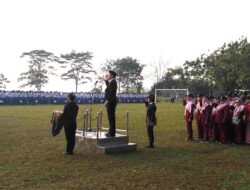 SMKN Krian 2 Sidoarjo Menggelar Upacara HUT ke-81 RI dengan Penuh Khidmat