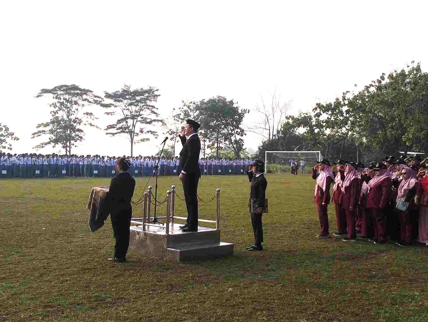 SMKN Krian 2 Sidoarjo Menggelar Upacara HUT ke-81 RI dengan Penuh Khidmat
