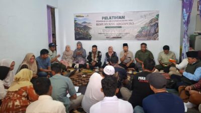 Dari Limbah Jadi Kompos, Petani Hyang Argopuro Andungsari Belajar Manfaatkan Kulit Kopi