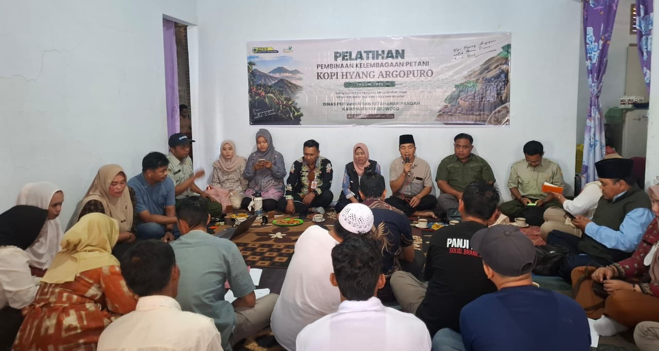 Dari Limbah Jadi Kompos, Petani Hyang Argopuro Andungsari Belajar Manfaatkan Kulit Kopi