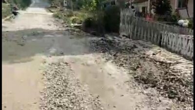 Aspal Sudah Dikeruk, Papan Proyek Nihil! Pengerjaan Jalan Menuju Kawah Wurung Tak Jelas
